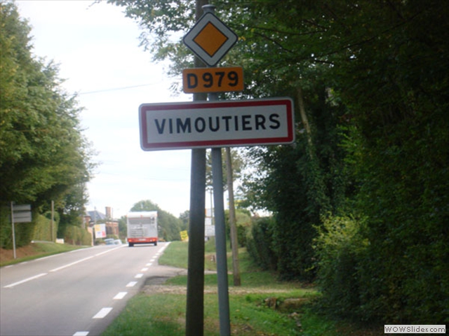 Arrival Vimoutiers