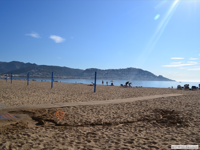 The beach in Roses